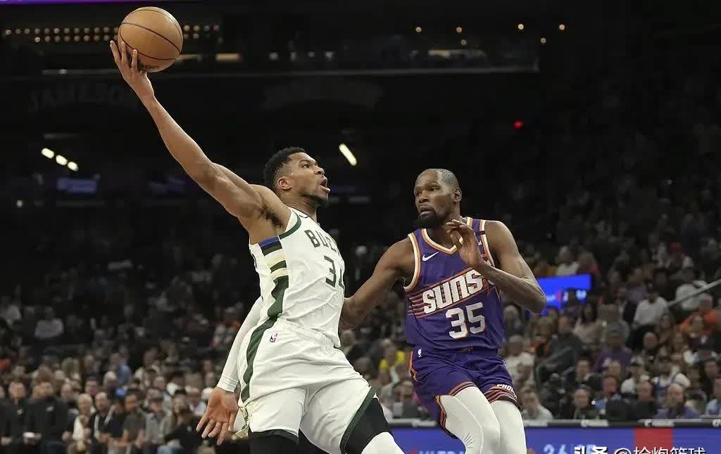 芒果体育-关于TL引发争议！，字母哥官方宣布晋级下一阶段新规赛场气氛高涨的信息