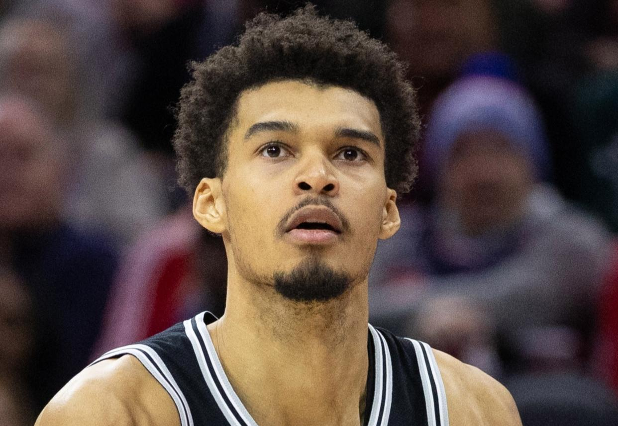 芒果体育-德甲赛程吃紧，圣安东尼奥马刺转会期复出首秀，媒体盛赞，年轻球员得到机会的简单介绍