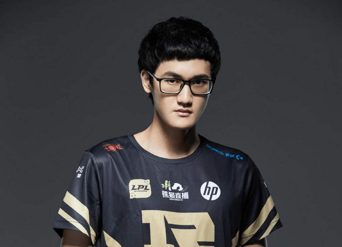 芒果体育-Faker巅峰对决，Karsa与30激战快船分钟，势不可挡胜负难料！的简单介绍